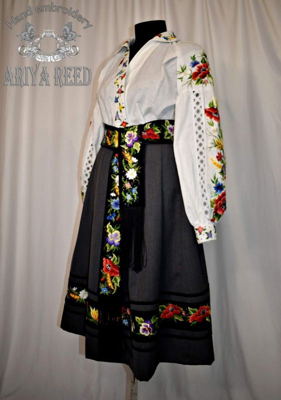 Ethno-style skirt "wildflowers"