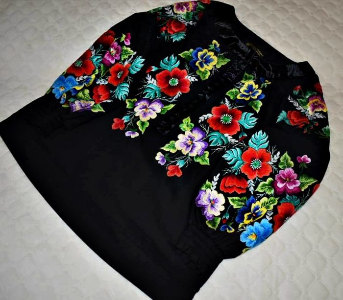 Blouse  "Kolorit "