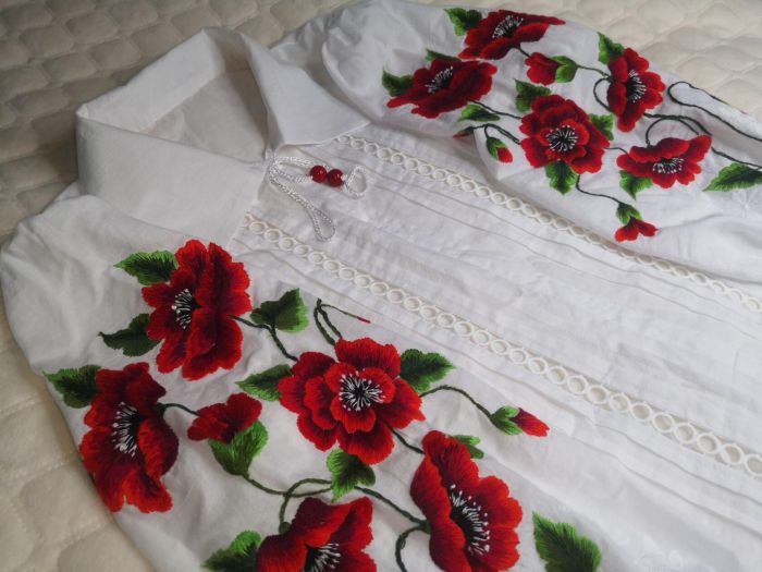 Blouse "Poppies"