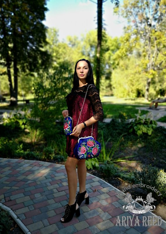 Bag and phone case "Gentle roses"
