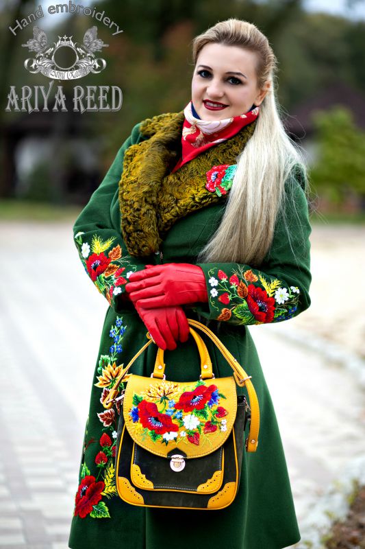 Cashmere coat "Beautiful autumn"